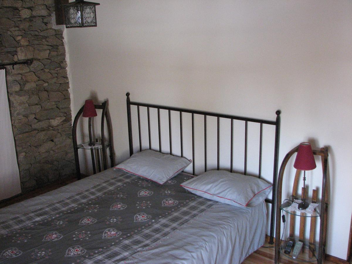 Chambre D'Hotes Cal Barbe Targassonne ภายนอก รูปภาพ